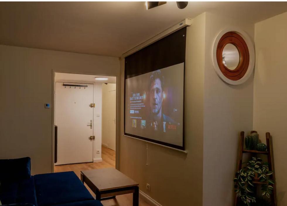 Balneo & Sauna, Sejour Detente Aux Teinturiers - Metro Charpennes - Garage Вийёрбан Экстерьер фото