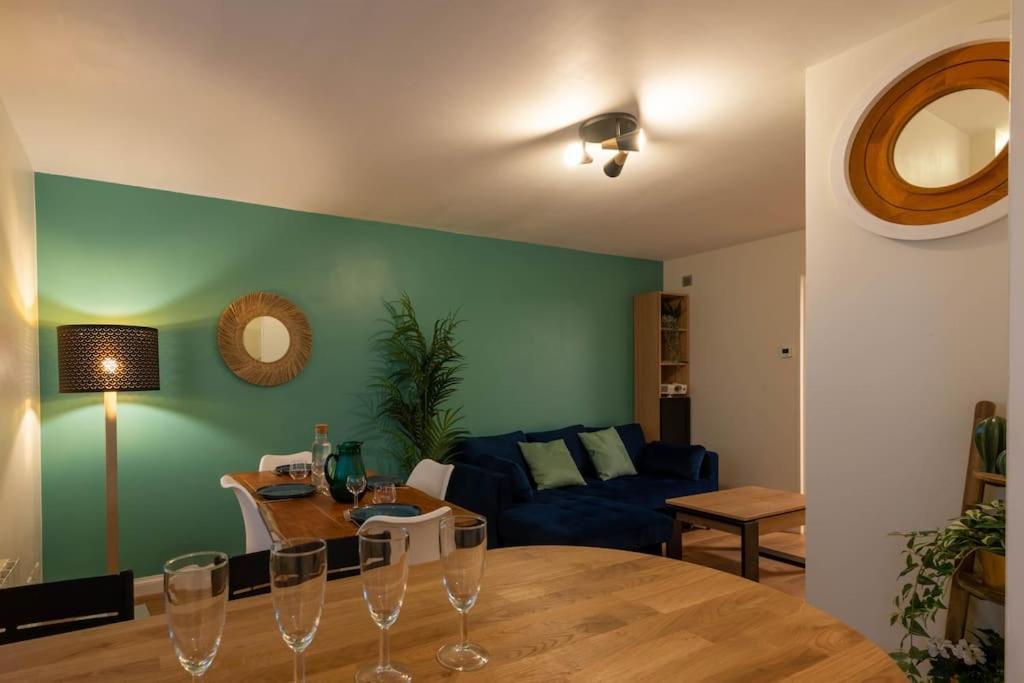 Balneo & Sauna, Sejour Detente Aux Teinturiers - Metro Charpennes - Garage Вийёрбан Экстерьер фото